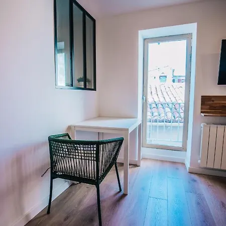 Centre-ville Apartment