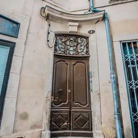 Centre-ville Apartment *